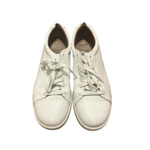 Eileen Fisher Cal Washed Leather Sneaker in White Size 9.5